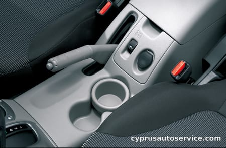 MITSUBISHI TRITON BASE GRADE