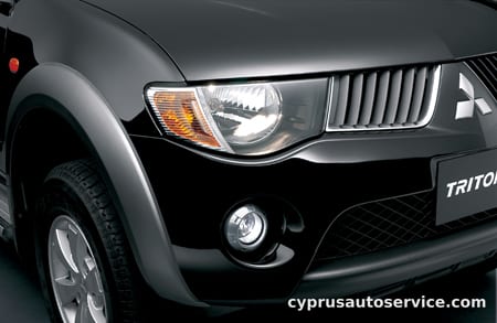 MITSUBISHI TRITON BASE GRADE