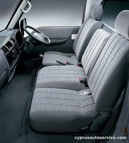 MITSUBISHI DELICA CARGO DX
