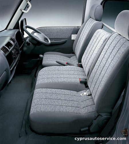 MITSUBISHI DELICA CARGO DX