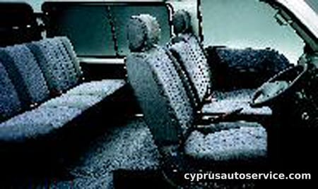 MITSUBISHI DELICA VAN CD