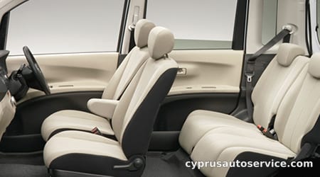 SUBARU LUCRA L