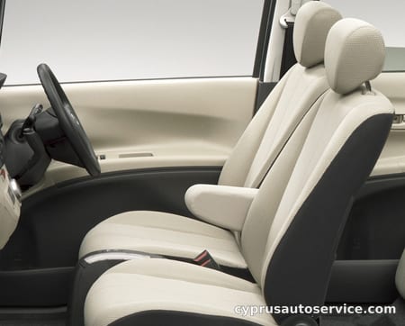SUBARU LUCRA L LIMITED