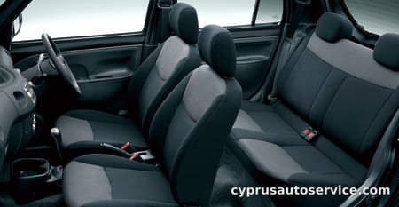 DAIHATSU ESSE D