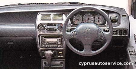 DAIHATSU STORIA CL