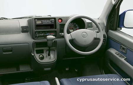 DAIHATSU HIJET CARGO CRUISE TURBO
