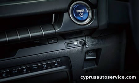 LEXUS UX200 VERSION L