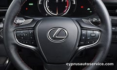 LEXUS UX200
