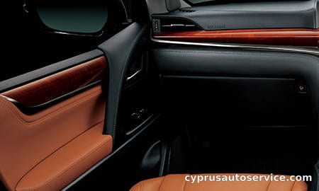 LEXUS LX570