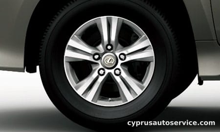 LEXUS LX570