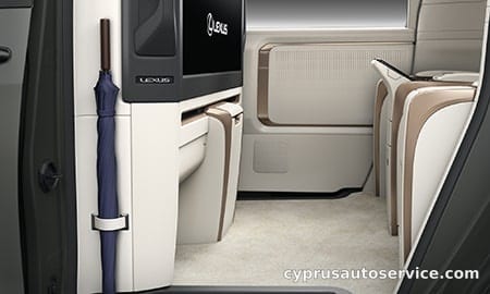 LEXUS LM500H EXECUTIVE