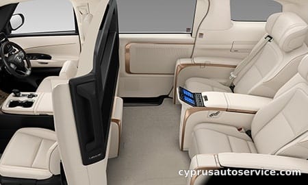 LEXUS LM500H EXECUTIVE