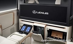 LEXUS LM500H