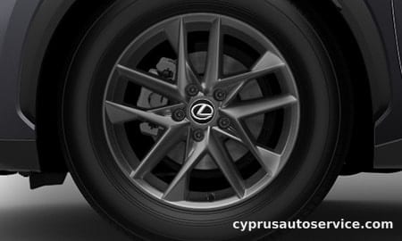 LEXUS LBX ELEGANT