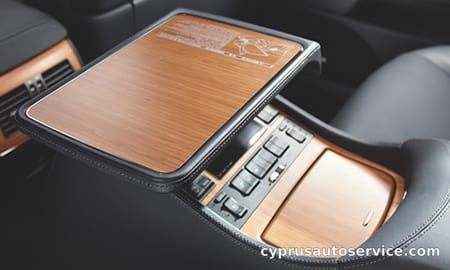 LEXUS LS460
