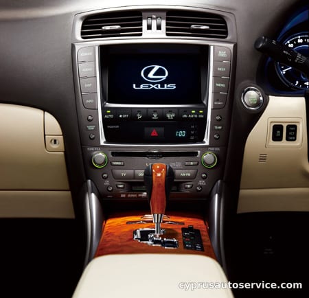 LEXUS IS350