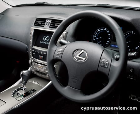 LEXUS IS350