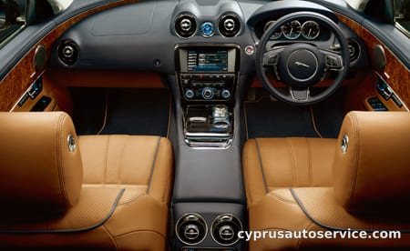 JAGUAR XJ PORTFOLIO LWB