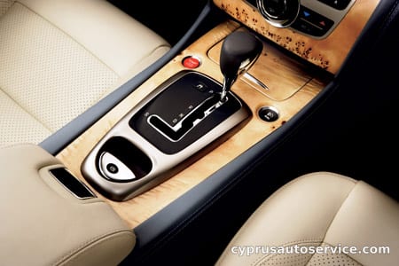 JAGUAR XK R COUPE