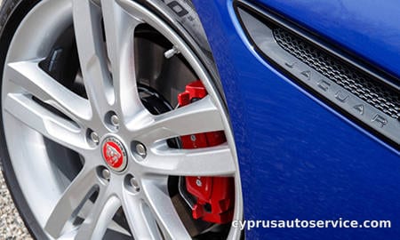 JAGUAR XE R-DYNAMIC S