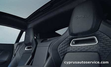 JAGUAR FTYPE R-DYNAMIC COUPE P300