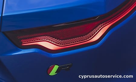 JAGUAR FTYPE R-DYNAMIC COUPE P300