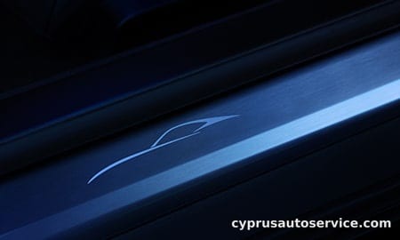 JAGUAR FTYPE R-DYNAMIC COUPE P300