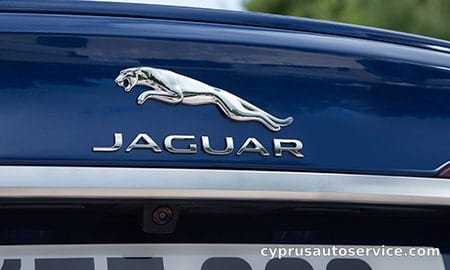 JAGUAR XF R-DYNAMIC SE