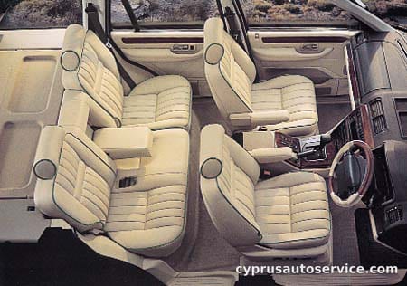LAND ROVER RANGE ROVER 4.0 SE