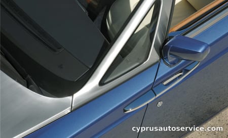 ROLLSROYCE PHANTOM DROPHEAD COUPE BASE GRADE