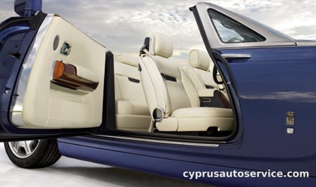 ROLLSROYCE PHANTOM DROPHEAD COUPE BASE GRADE