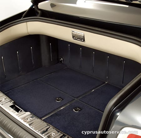 ROLLSROYCE PHANTOM COUPE BASE GRADE
