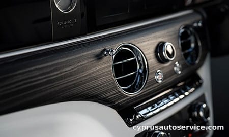 ROLLSROYCE GHOST BASEGRADE