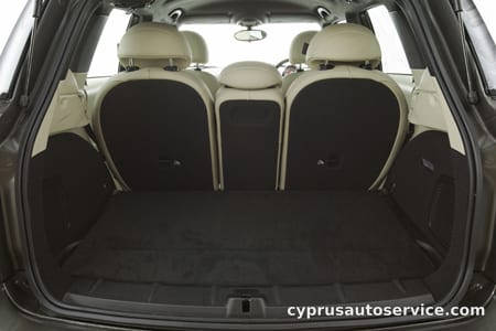 MINI COOPER CROSSOVER