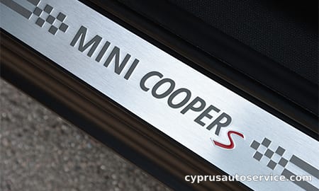 MINI COOPER SD CROSSOVER