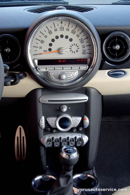 MINI COOPER CLUBMAN