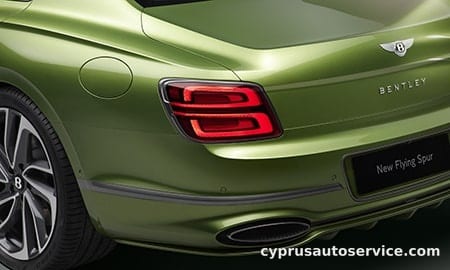 BENTLEY FLYING SPUR HYBRID SPEED