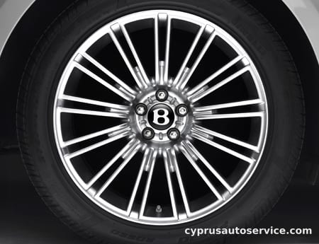 BENTLEY CONTINENTAL FLYING SPUR SPEED