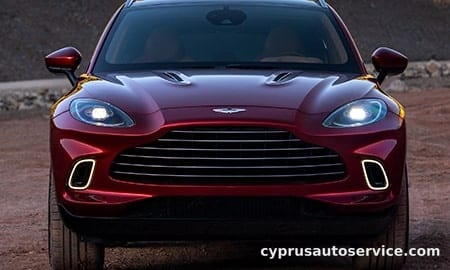 ASTON MARTIN DBX BASE GRADE