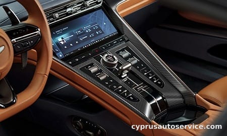 ASTON MARTIN DB12 BASE GRADE