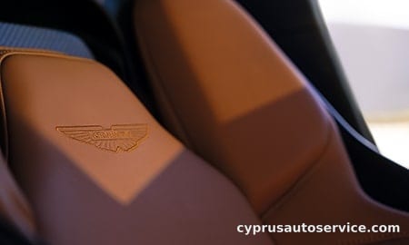 ASTON MARTIN DB12 BASE GRADE