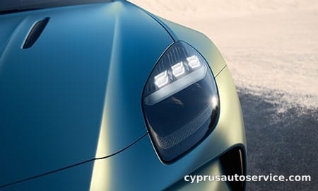 ASTON MARTIN VANTAGE ROADSTER BASEGRADE