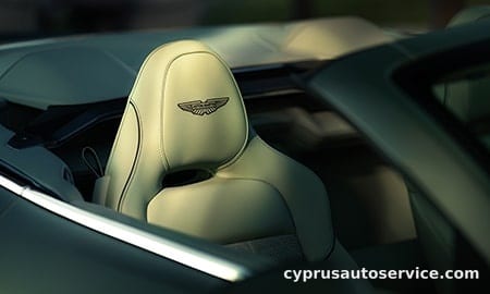 ASTON MARTIN VANQUISH VOLANTE BASE GRADE