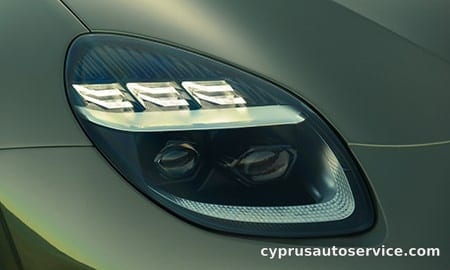 ASTON MARTIN VANQUISH VOLANTE BASE GRADE