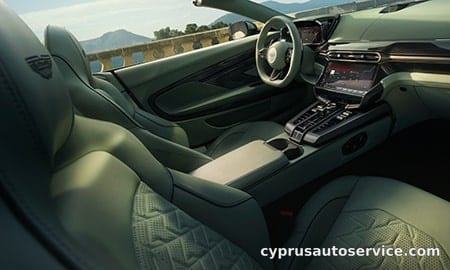 ASTON MARTIN VANQUISH VOLANTE BASE GRADE