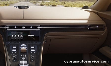 ASTON MARTIN DB12 VOLANTE BASE GRADE