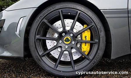 LOTUS EVORA 400