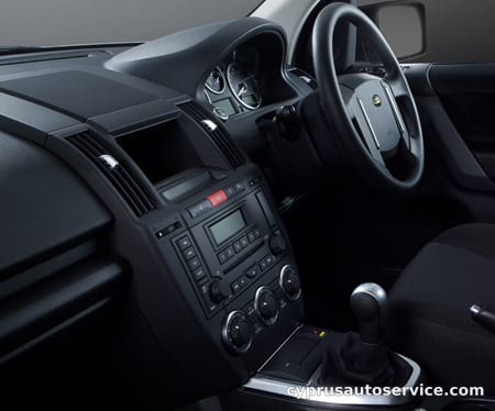 LAND ROVER FREELANDER 2 3.2 i6 HSE