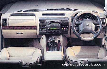 LAND ROVER DISCOVERY V8i XS PLUS