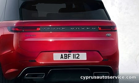 LAND ROVER RANGE ROVER SPORT DYNAMIC HSE 300PS